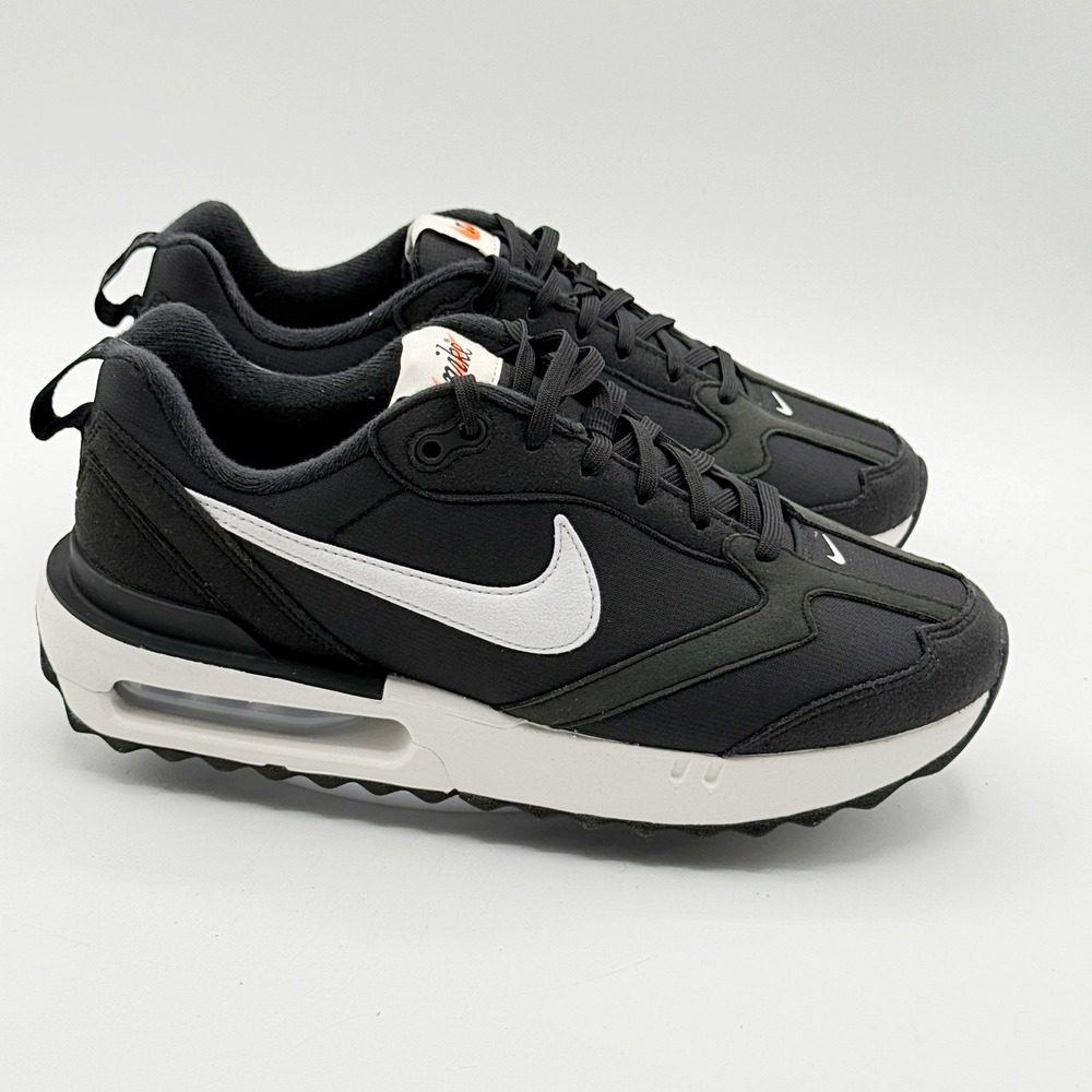 Nike Air Max Dawn 'Black Summit White' / Size 8 Womens DC4068-001, NEW